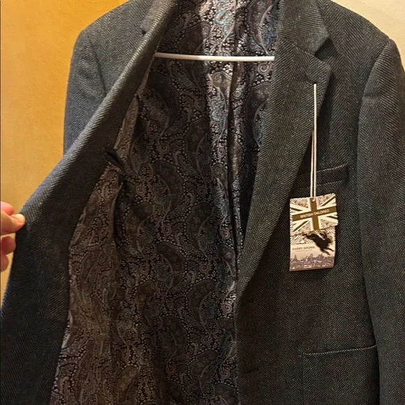 Beautiful Harry Brown Herringbone Tweed Blazer with Paisley Lining. Tags on. - Picture 5 of 8